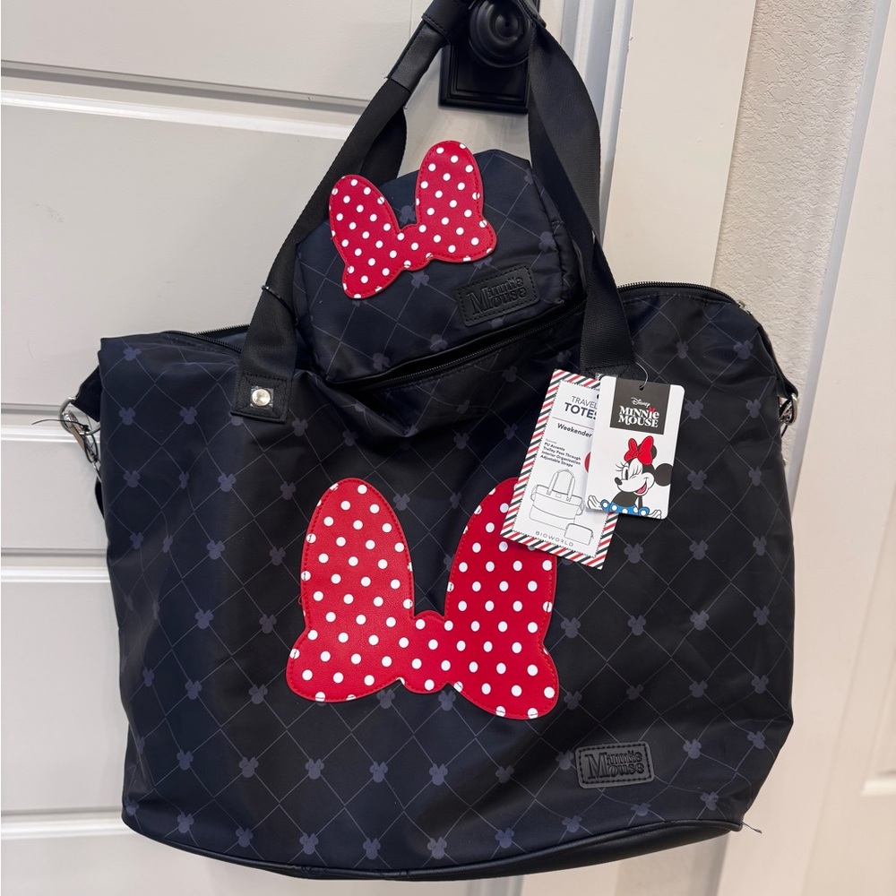 Disney Minnie Mouse Weekender Tote and Cosmetic Pouch